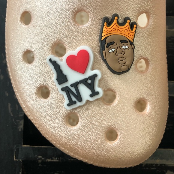 3 for $15 🎉 I ❤️ NEW YORK Customized Shoe Charm - Picture 5 of 5